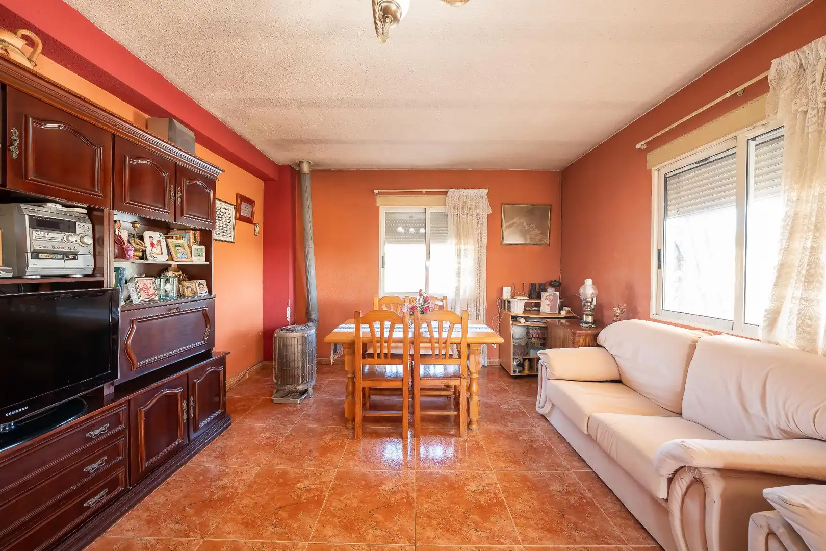 Living room of Houses for sale in Alicante / Alacant  with Air Conditioner and Swimming Pool
