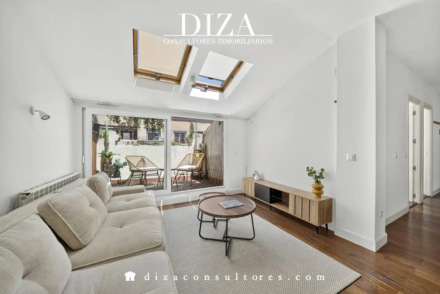 Sala de estar de Ático en venta en Madrid con Aire acondicionado, Calefacción y Terraza