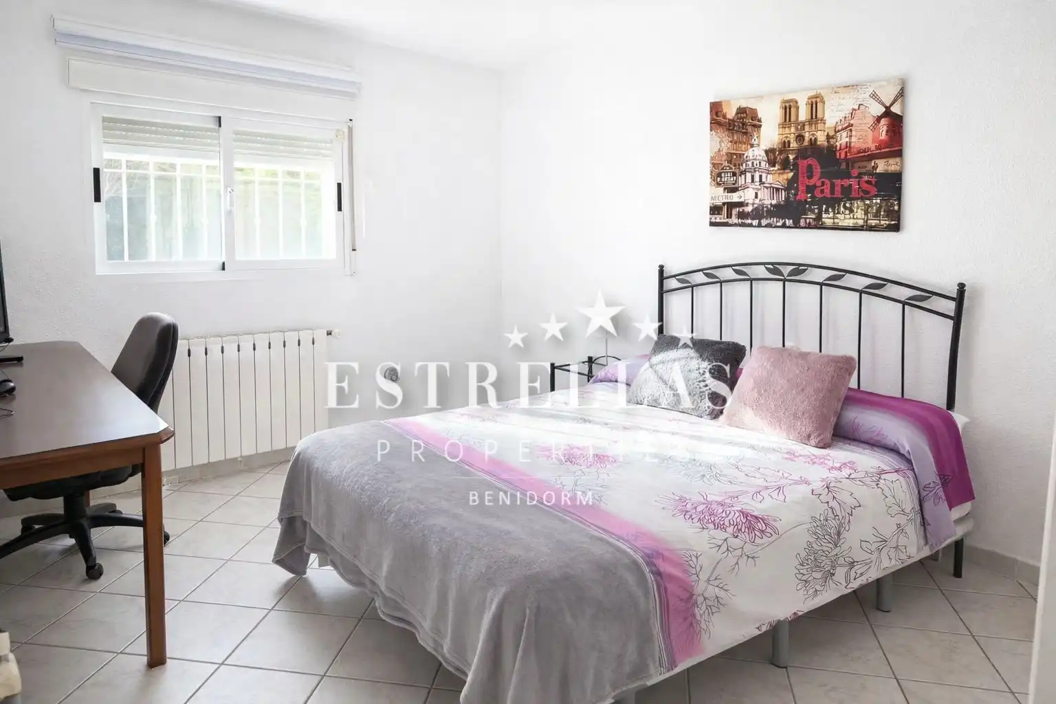 Habitación de Casa o chalet en venta en La Nucia con Aire acondicionado, Calefacción y Jardín privado