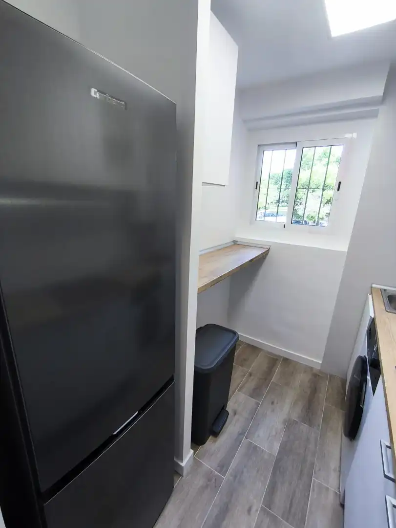 Kitchen of Flat for share in Madrid  with Heating, Furnished and Washing machine