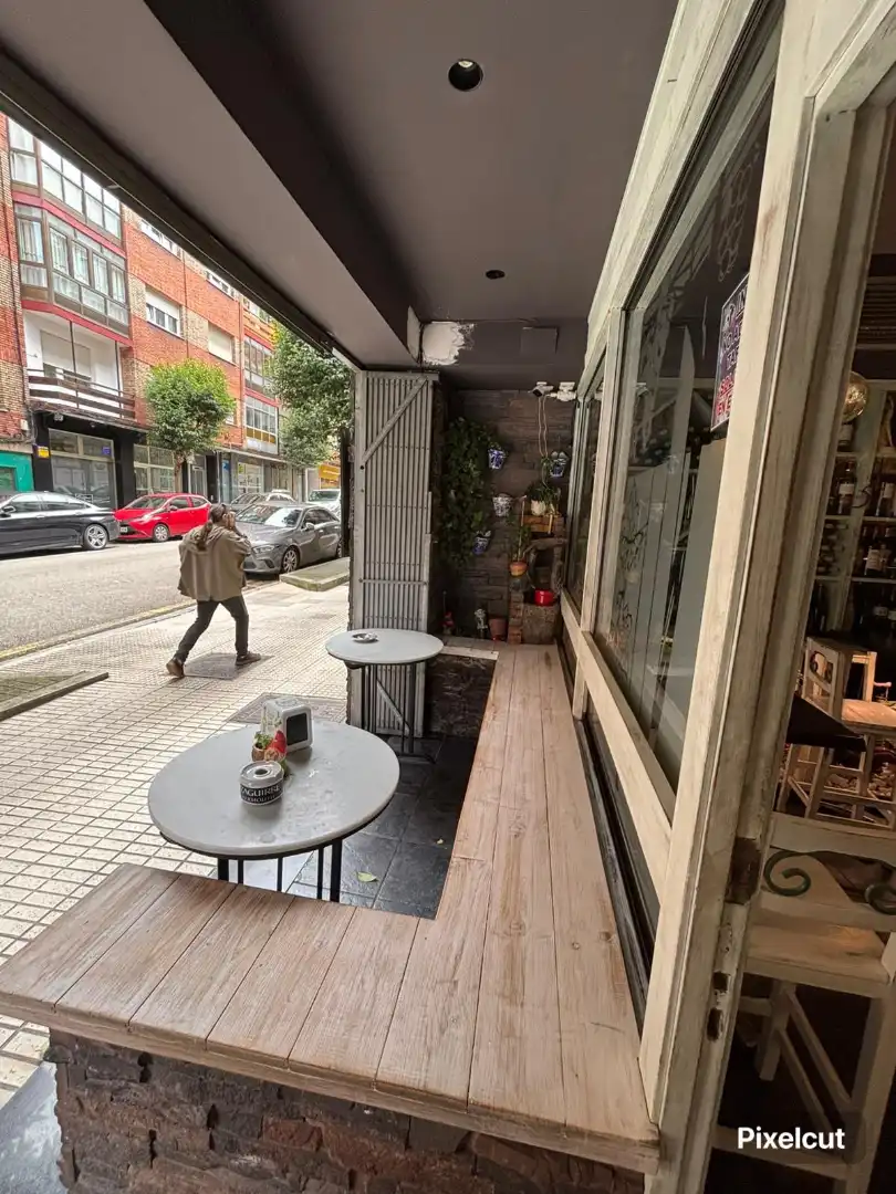 Gewerbefläche zum Verkauf in Calle Alfonso I, imagen 4