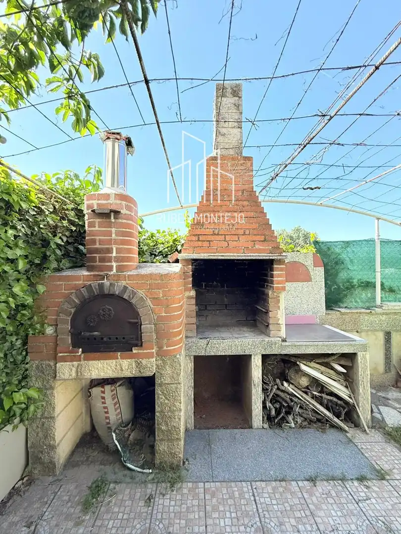 Casa adosada en venda en Cabrerizos amb Calefacció, Jardí privat i Terrassa
