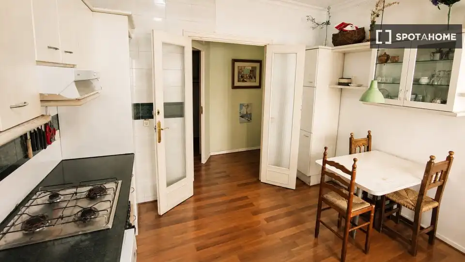 Flat with terrace to rent in Ciutat Vella, imagen 18