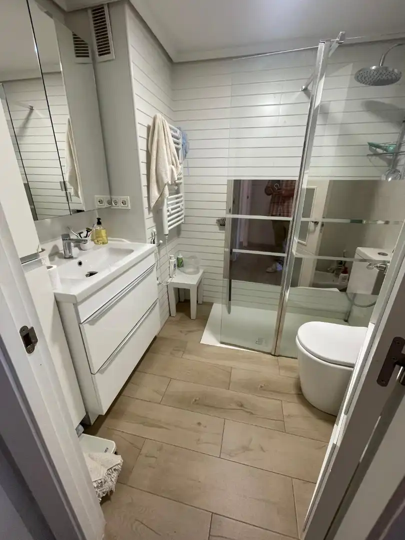 Baño de Piso en venta en Calahorra con Amueblado