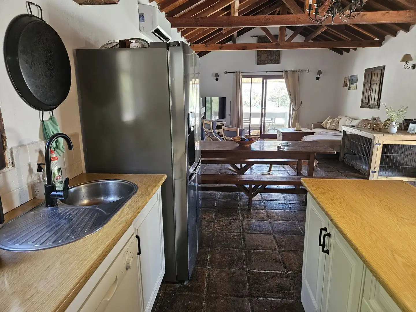 Kitchen of Houses for sale in Monda  with Air Conditioner, Terrace and Swimming Pool