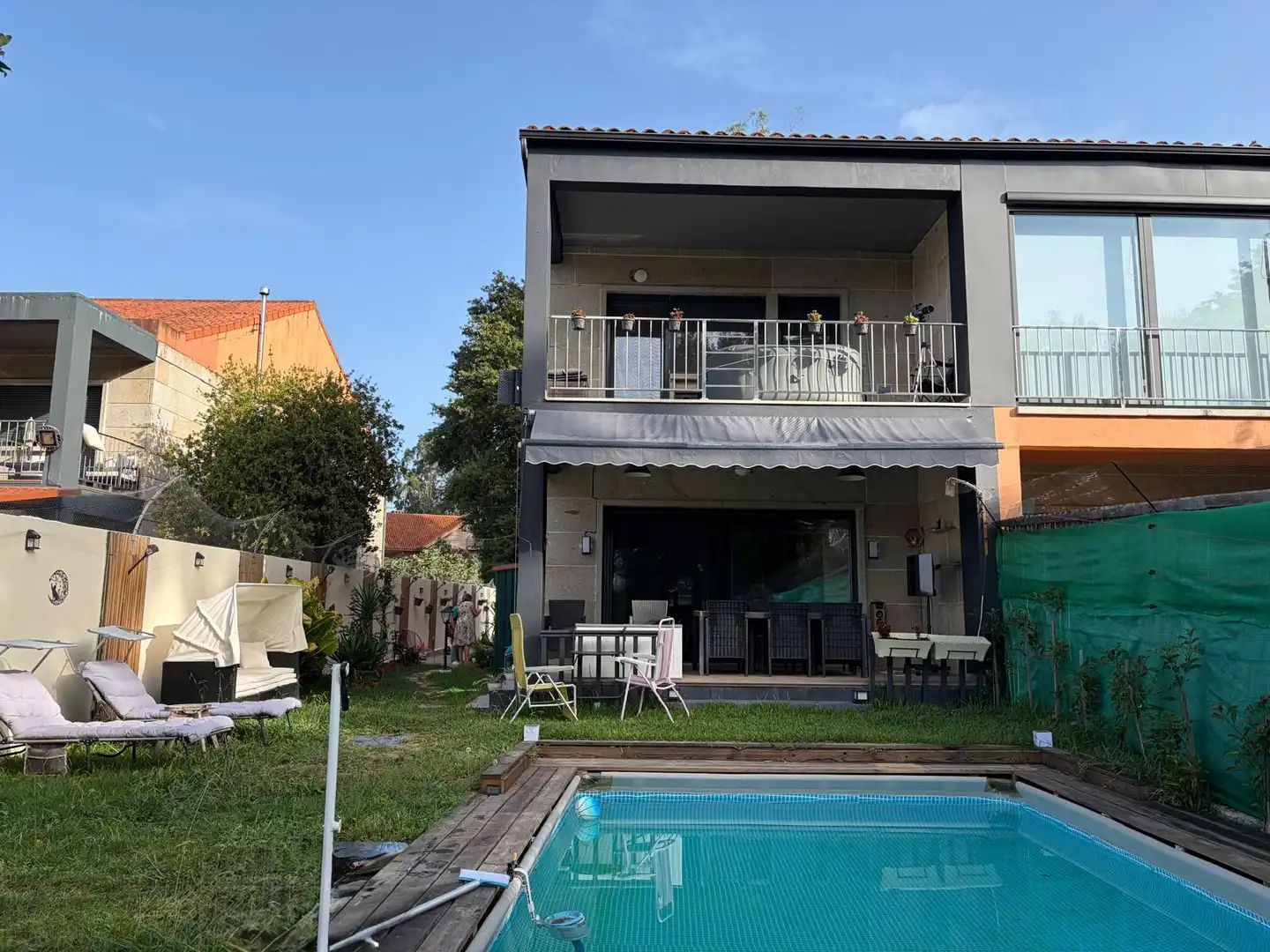 Casa aparellada amb terrassa en venda a Ponteareas, imagen 2