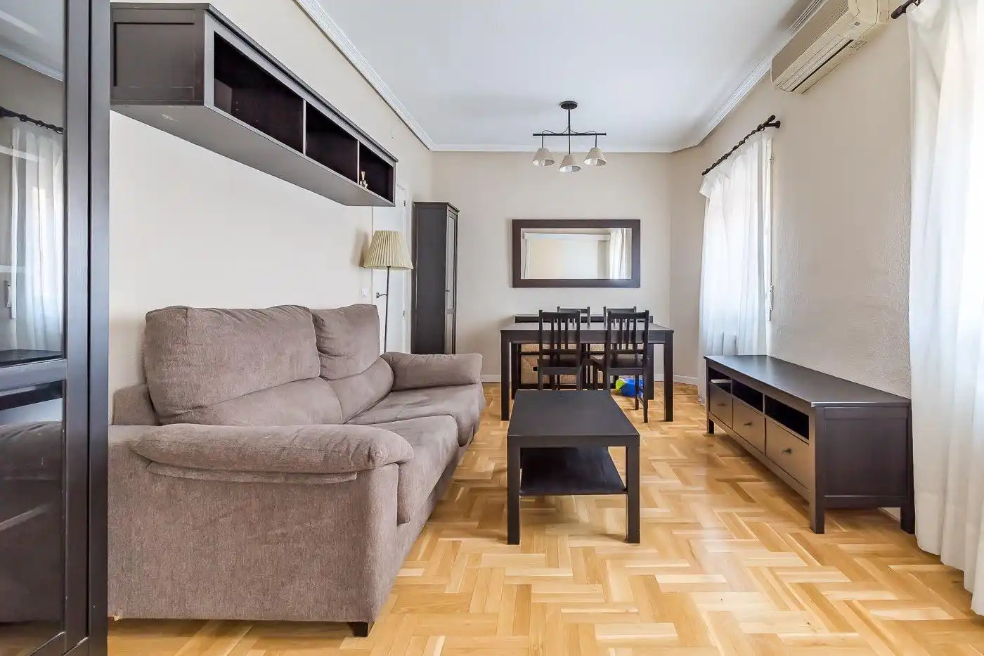 Sala d'estar de Pis en venda en Madrid amb Aire condicionat i Calefacció