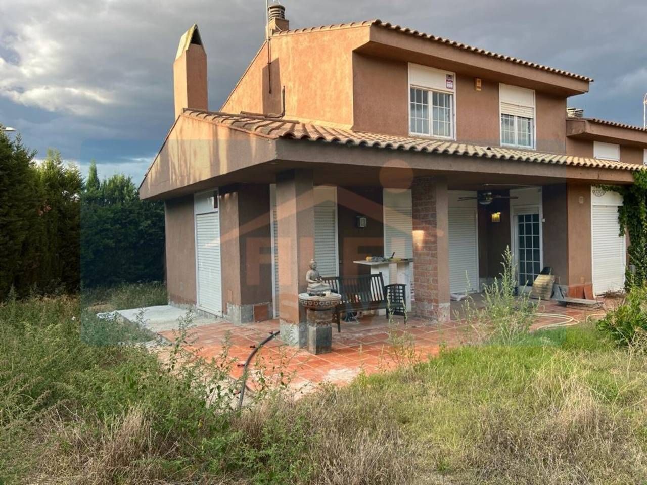 Vista exterior de Casa adosada en venda en Sant Quirze del Vallès amb Jardí privat, Parquet i Piscina