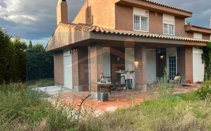 Exterior view of Single-family semi-detached for sale in Sant Quirze del Vallès  with Swimming Pool