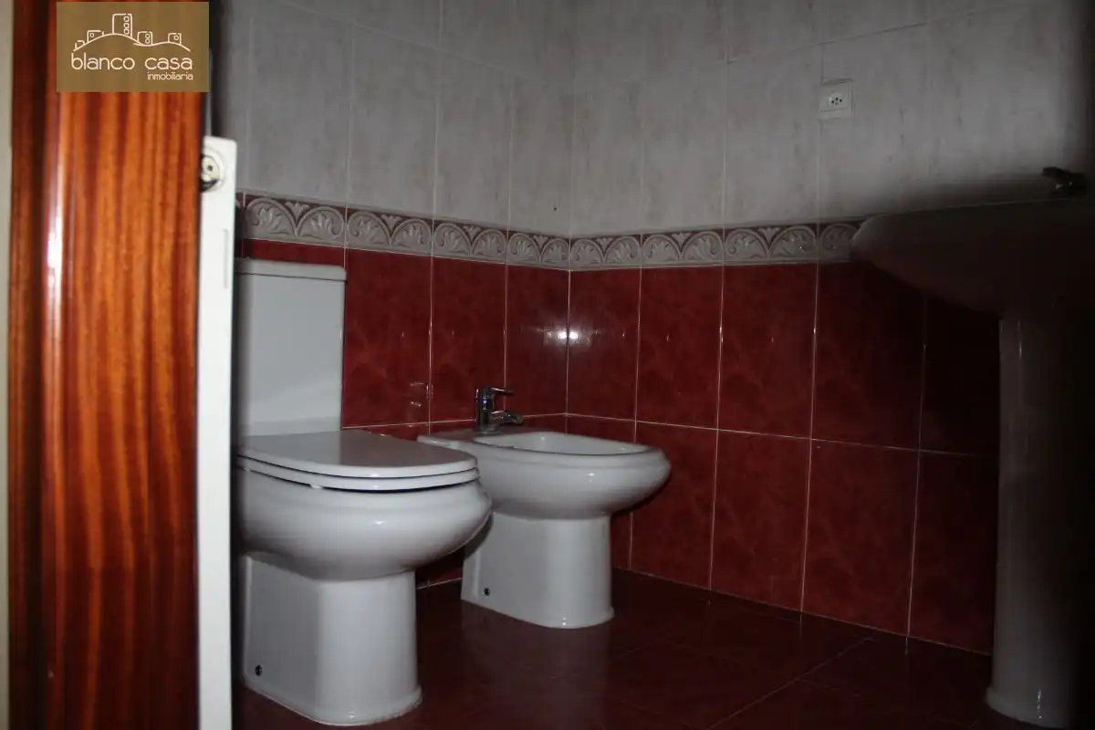 Office space with lift to rent in Carballo, imagen 17