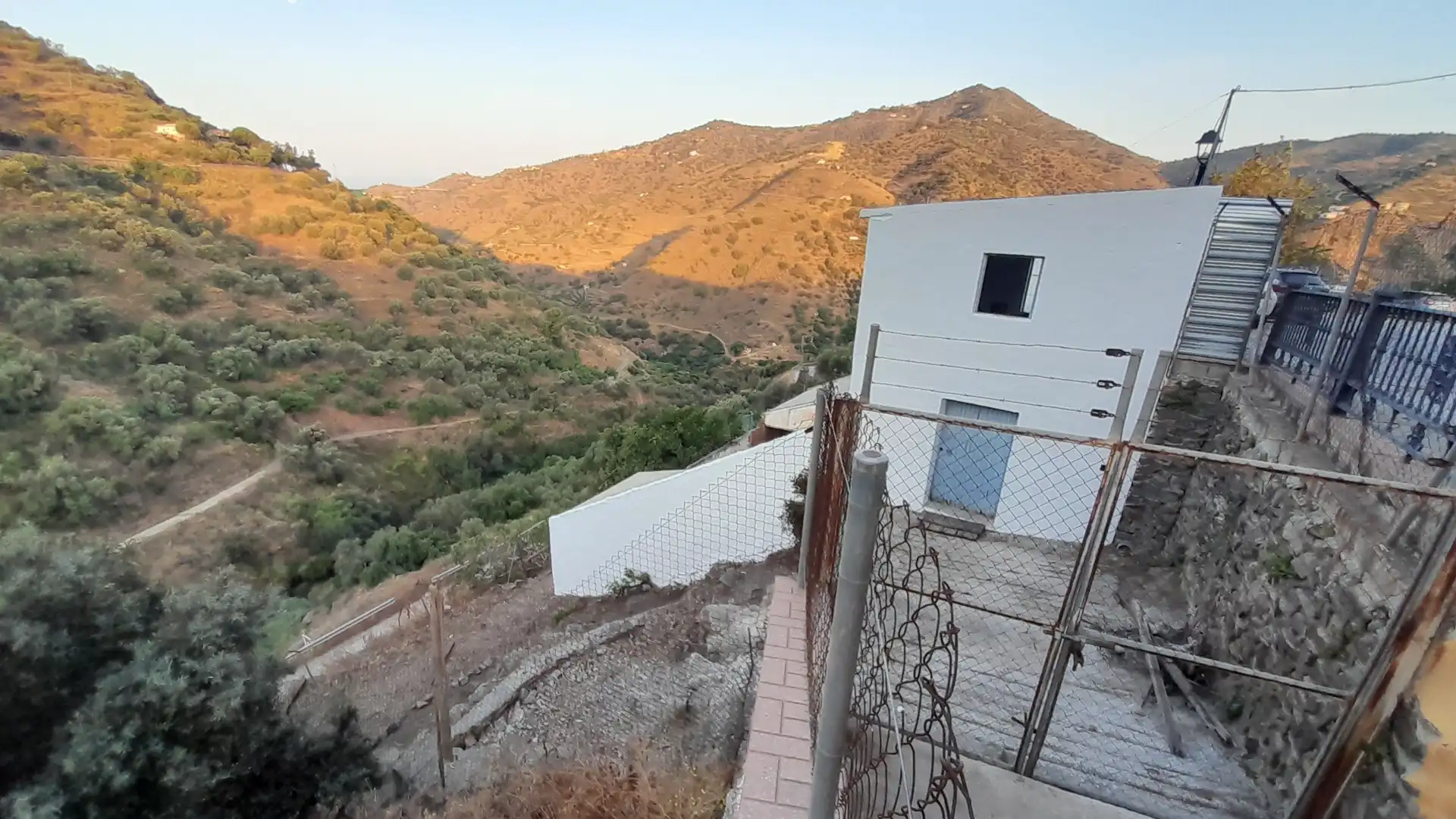 Nau industrial de lloguer en Sayalonga