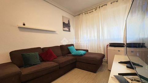 Foto 3 de Piso en venta en Juan de la Cierva, Getafe