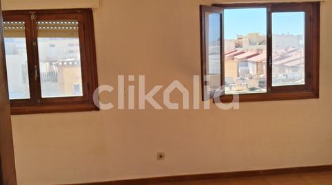 Foto 3 de Pis en venda a Roquetas Pueblo, Almería