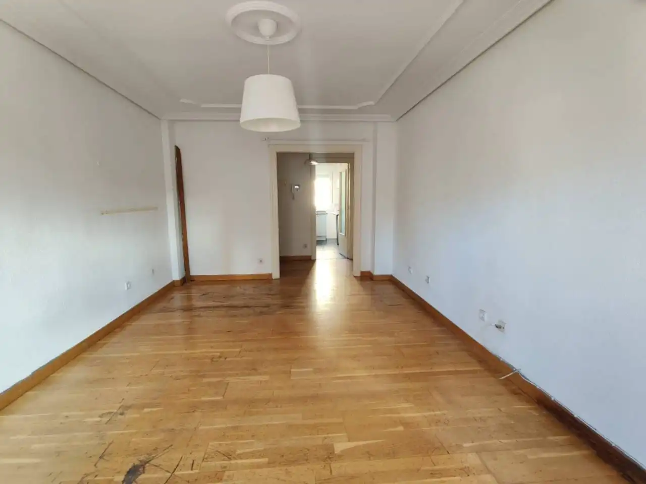 Sala d'estar de Pis en venda en Murcia amb Parquet i Balcó