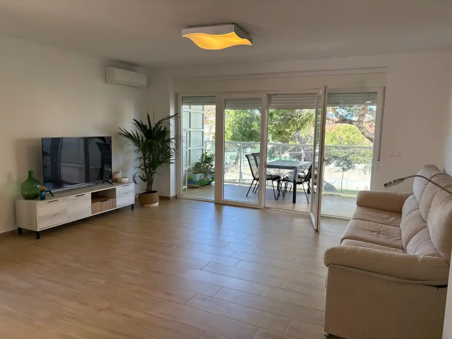Sala d'estar de Pis en venda en Playa de San Juan - El Cabo de las Huertas