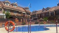 Swimming pool of House or chalet for sale in Fuenlabrada  with Air Conditioner and Swimming Pool