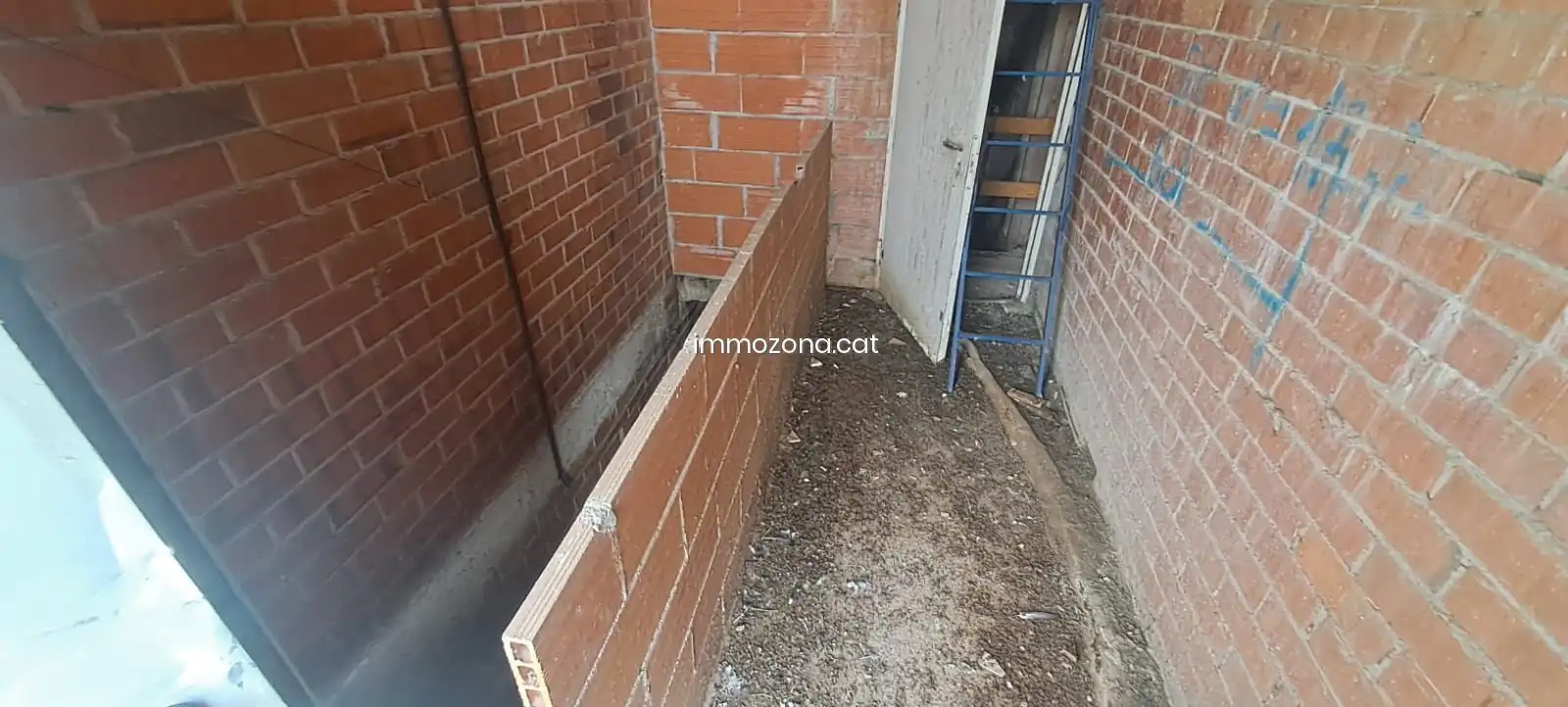 Gewerbefläche zum Verkauf in Calle Miquel Martí i Pol
