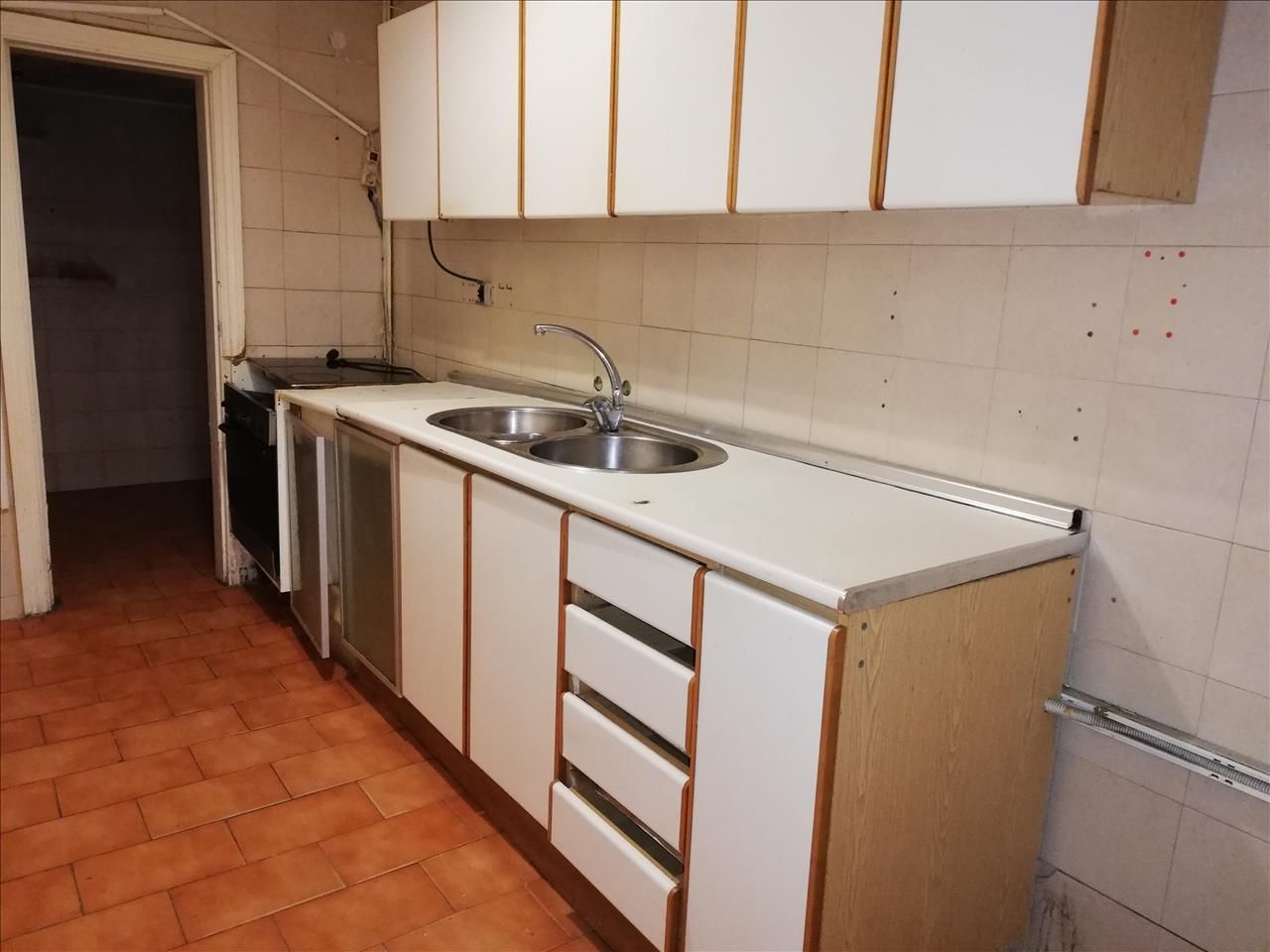Kitchen of Single-family semi-detached for sale in Montcada i Reixac