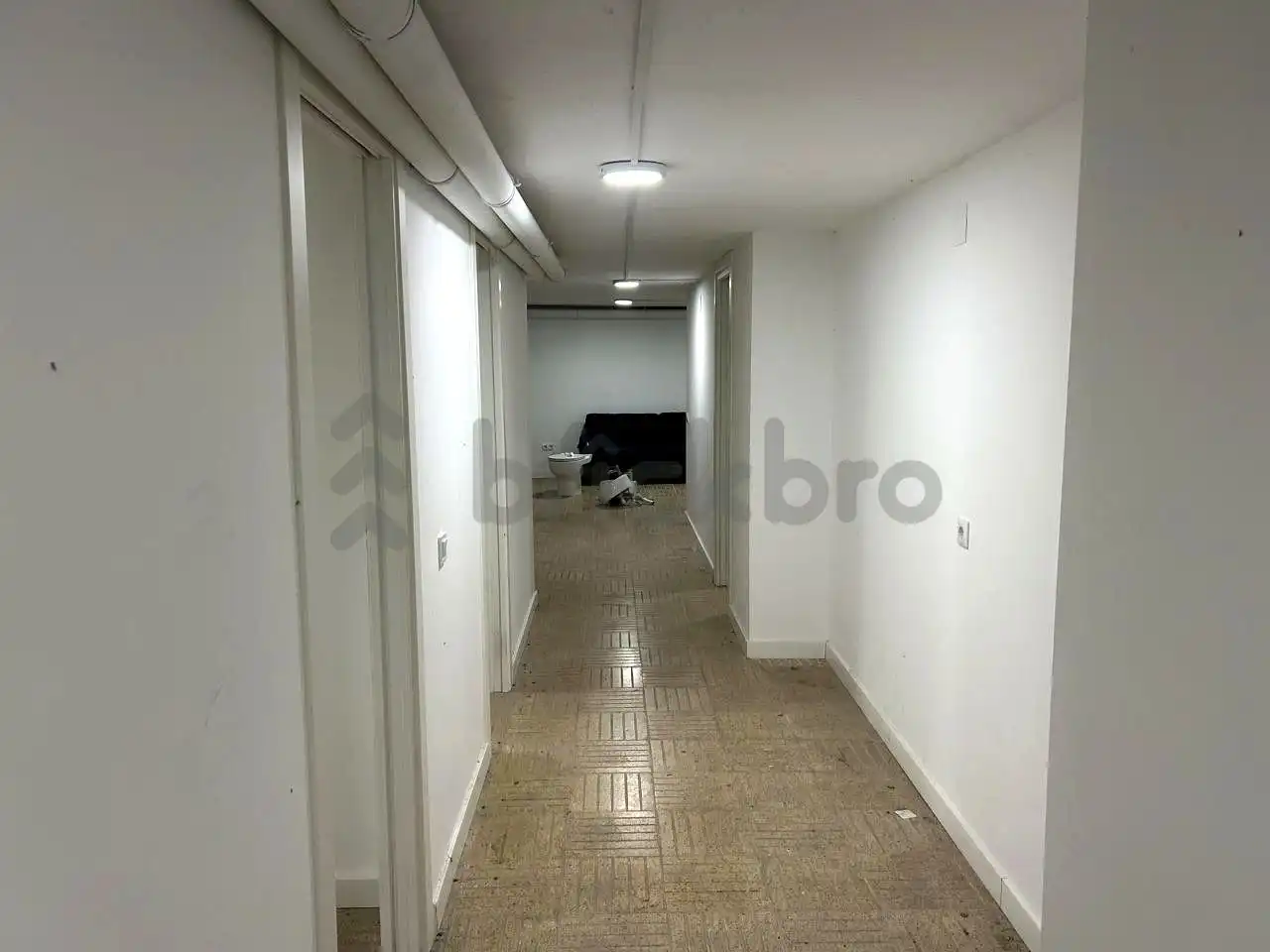 Business premises for sale in De La Manigua, imagen 31