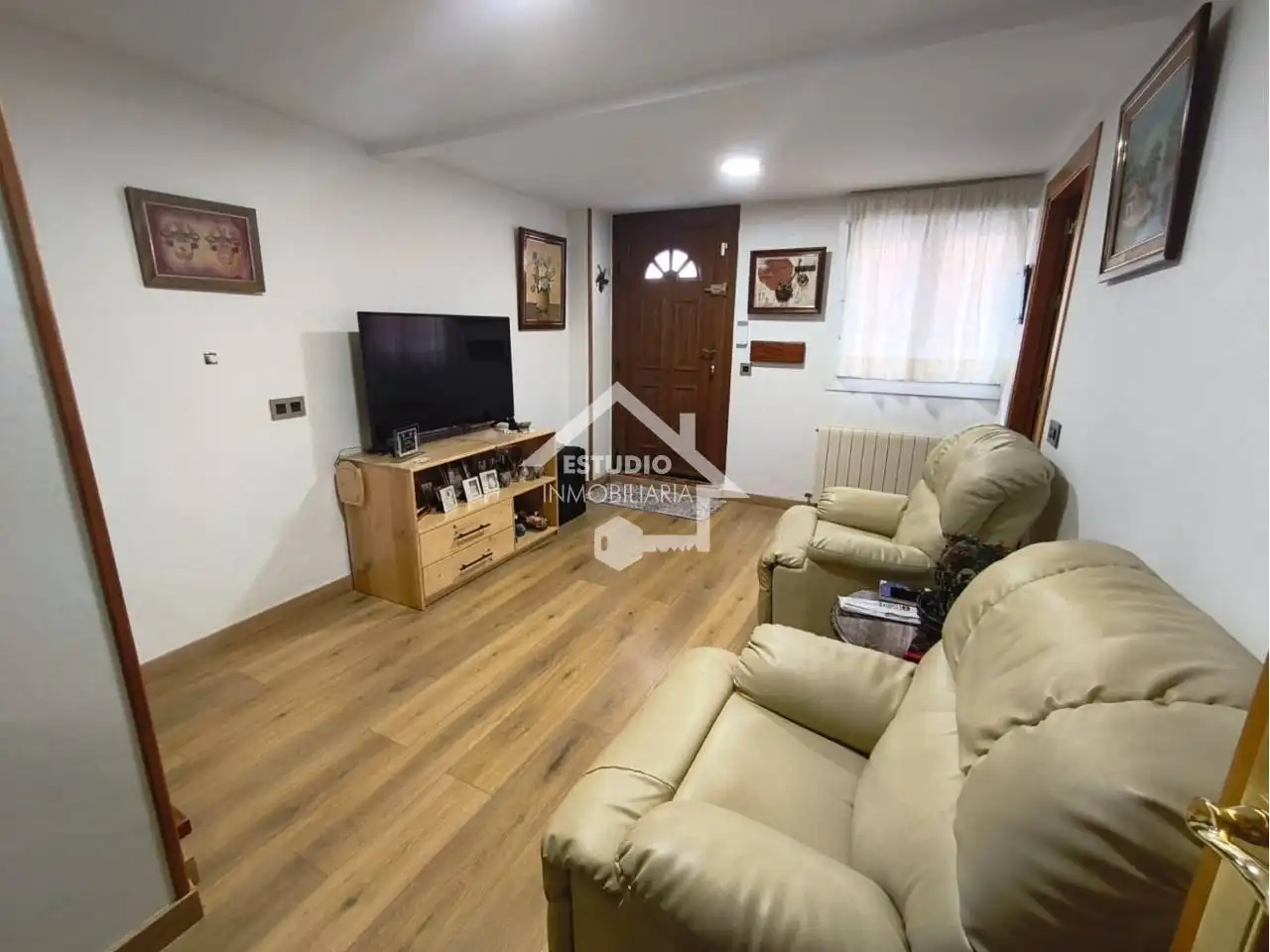 Living room of Houses for sale in Alesanco  with Heating, Private garden and Furnished