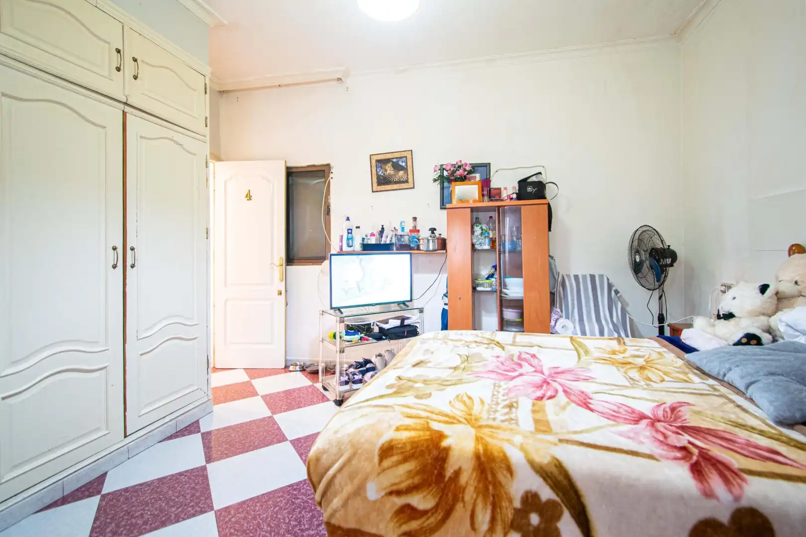 Habitación de Piso en venta en Sevilla con Aire acondicionado, Calefacción y Terraza