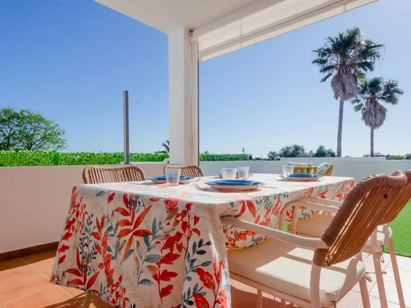 Terrassa de Casa o xalet en venda en Conil de la Frontera amb Aire condicionat, Jardí privat i Terrassa