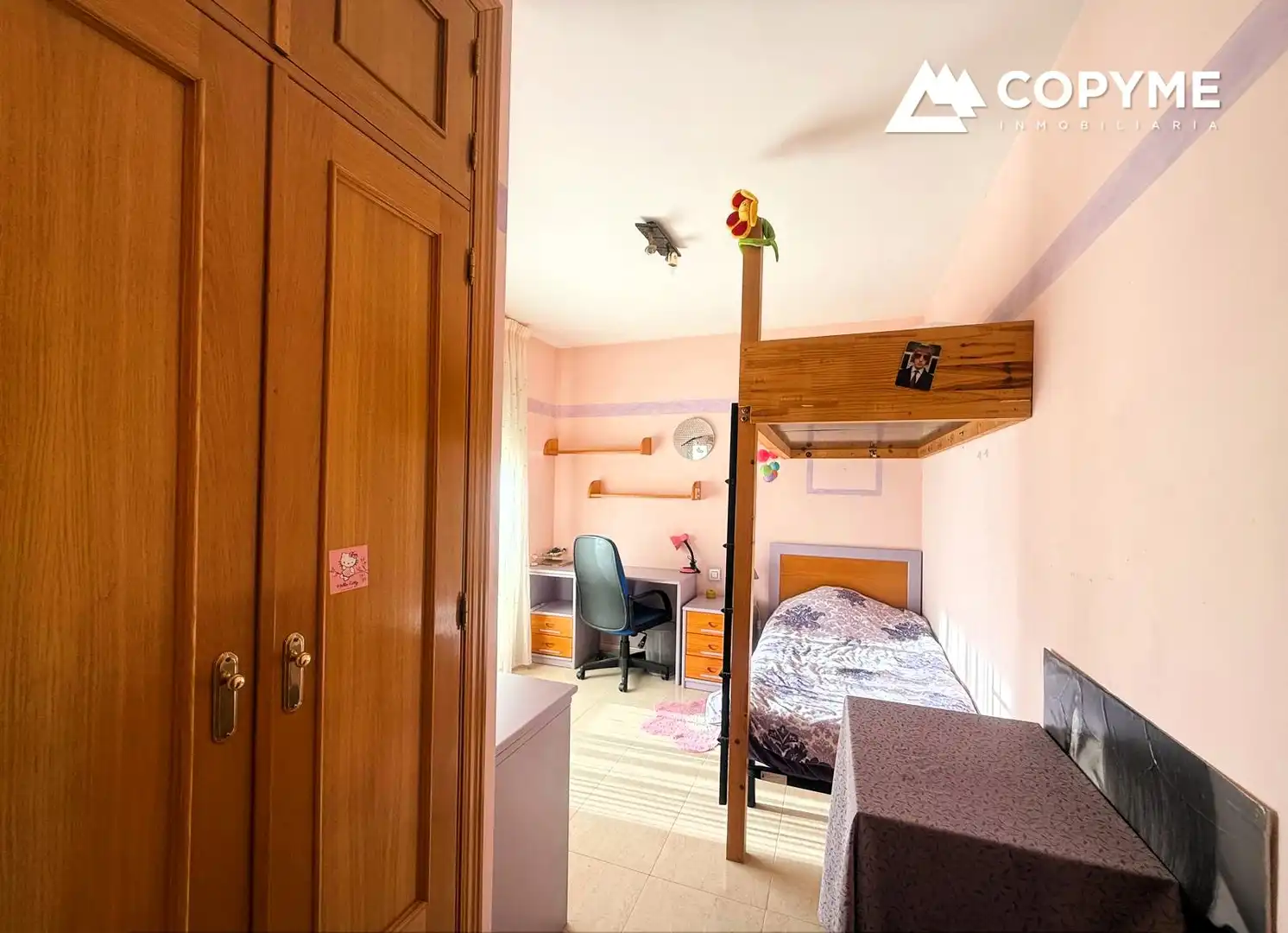 Habitación de Casa adosada en venta en Santa Olalla con Aire acondicionado, Calefacción y Jardín privado