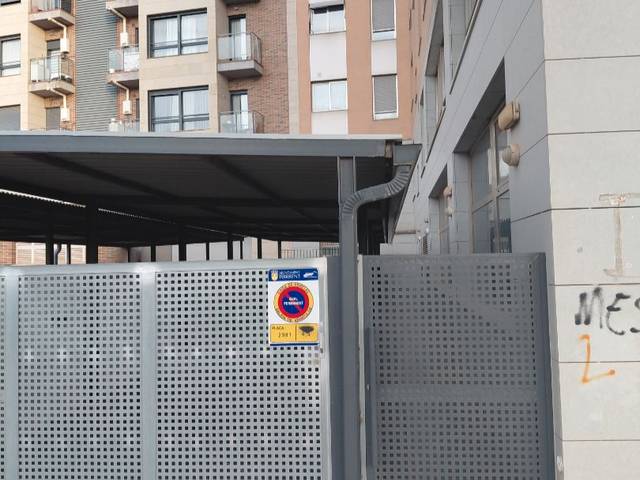 Garaje en Alquiler en Avenida Barcelona 92, 7 en Parc Central