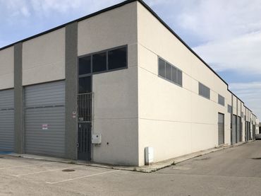 Nau industrial de lloguer a Constantí