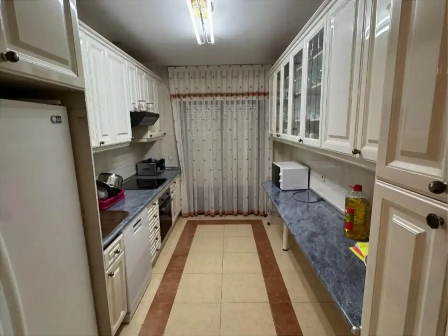 Cuina de Pis en venda en Escalona amb Aire condicionat, Jardí privat i Parquet