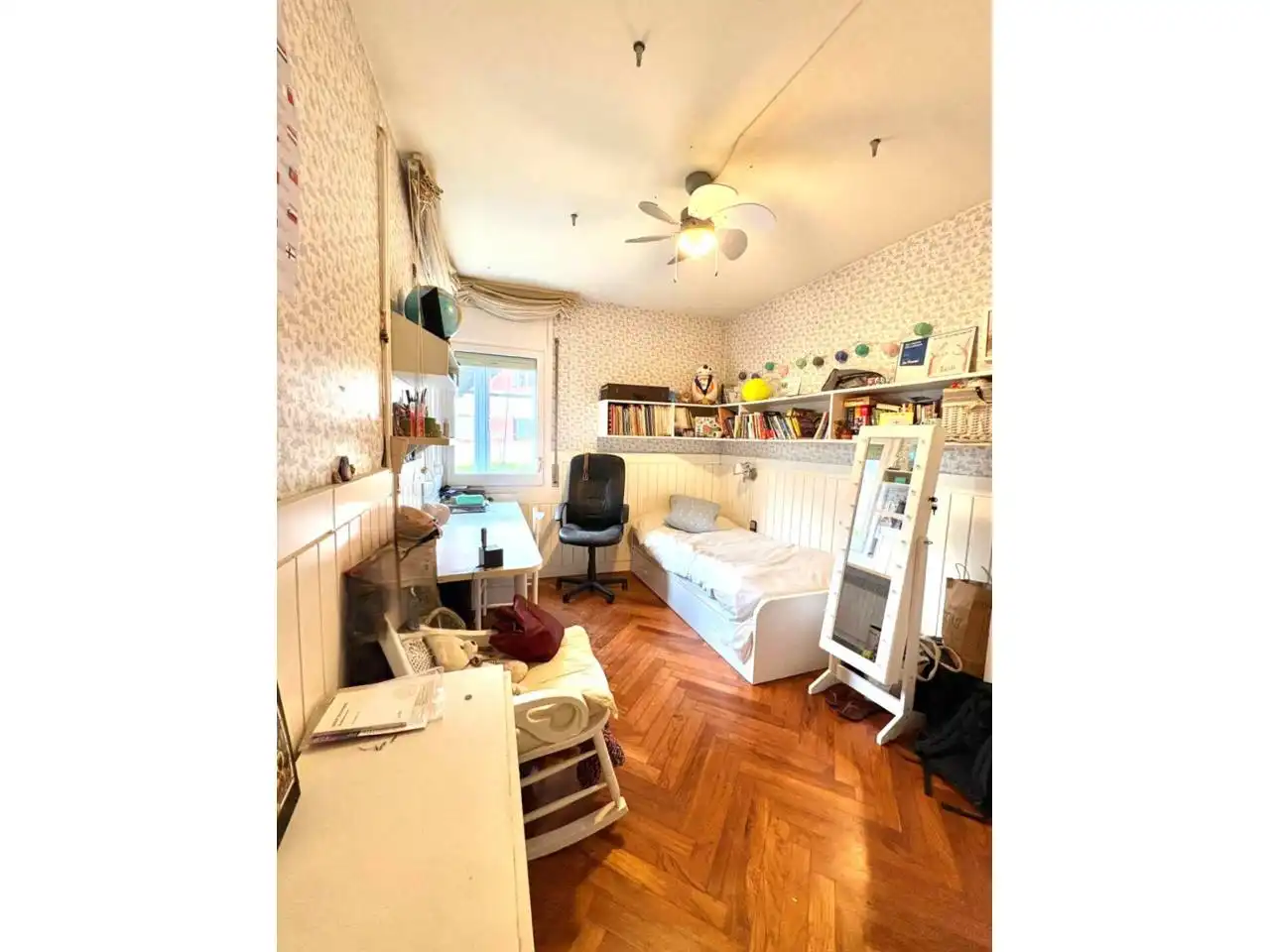 Flat for sale in Calle Joan Oliver, L'Eixample