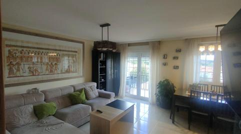 Foto 2 de Casa adosada en venda a Calle Robles, Guadalix de la Sierra, Madrid