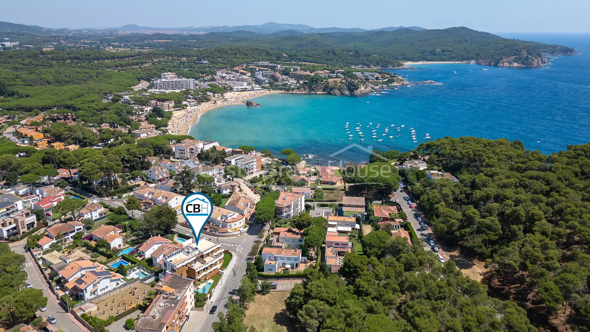 Vista exterior de Apartament en venda en Palamós amb Aire condicionat, Calefacció i Jardí privat