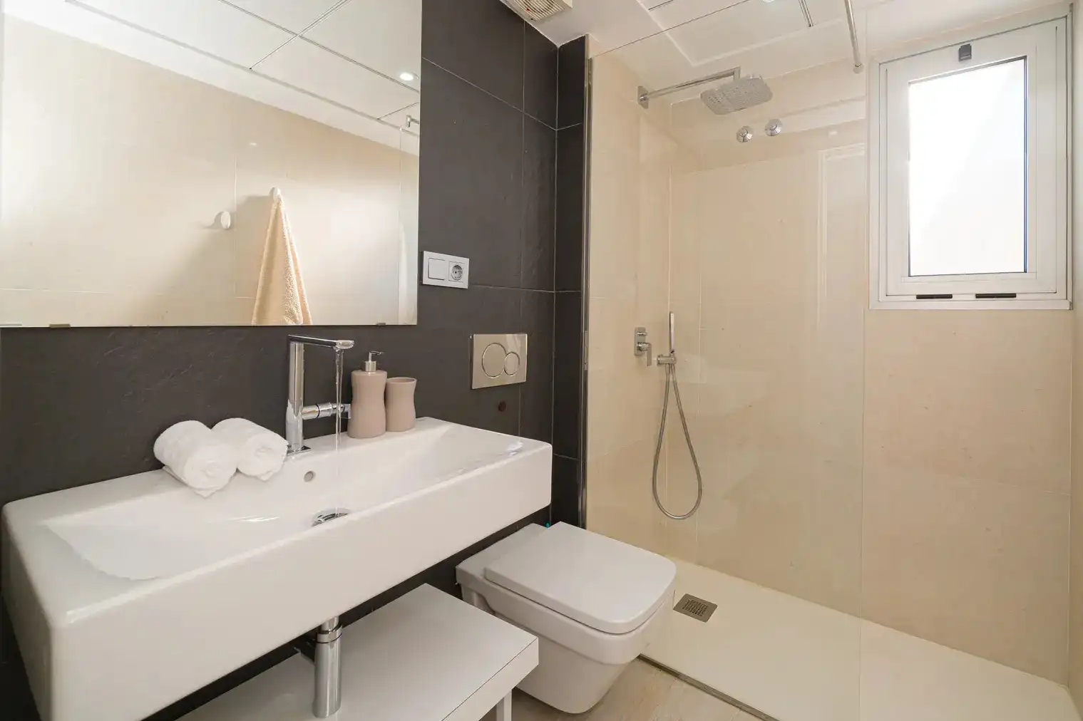 Baño de Casa o chalet en venta en Finestrat con Aire acondicionado, Calefacción y Jardín privado