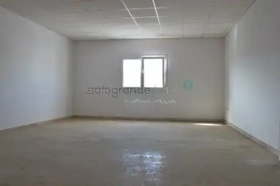 Oficina en venta en Sotogrande con Calefacción