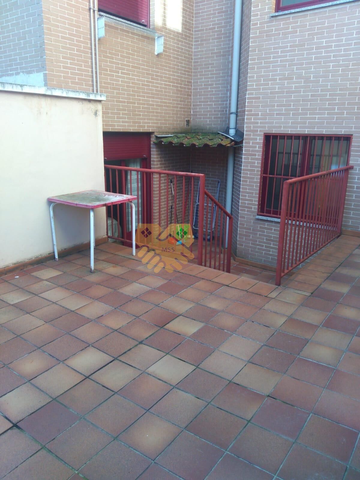 Terrassa de Pis de lloguer en Salamanca Capital amb Calefacció