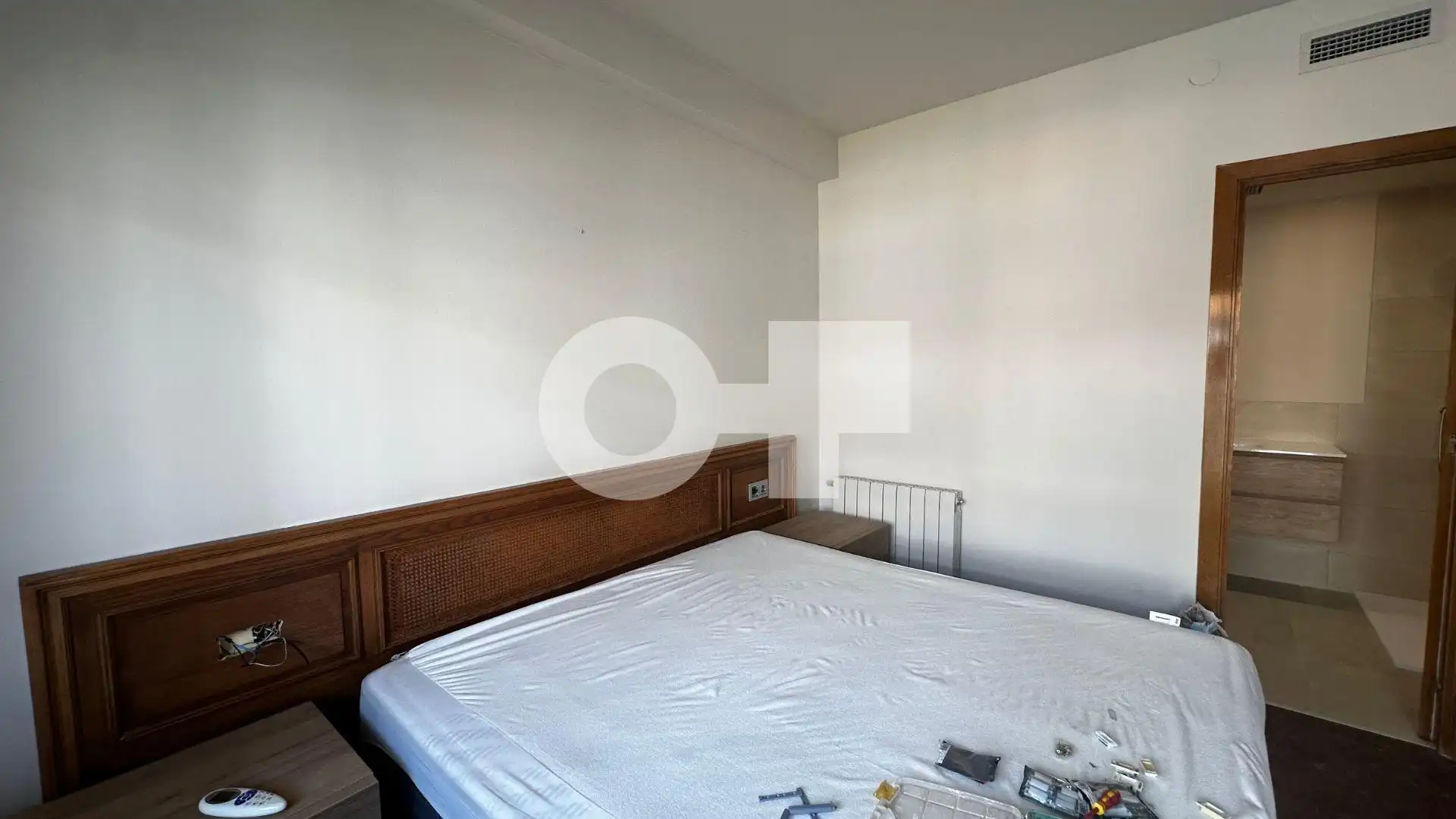 Schlafzimmer von Wohnung zur Miete in Barcelona mit Parkett, Terrasse und Alarm