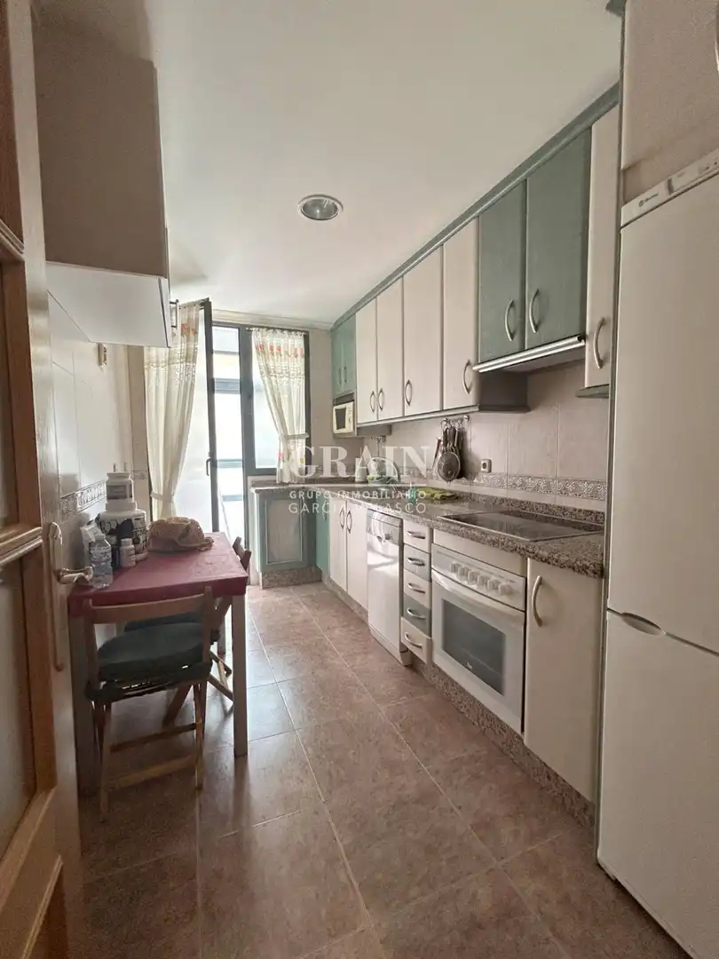 Cocina de Apartamento de alquiler en Albacete con Aire acondicionado, Calefacción y Balcón