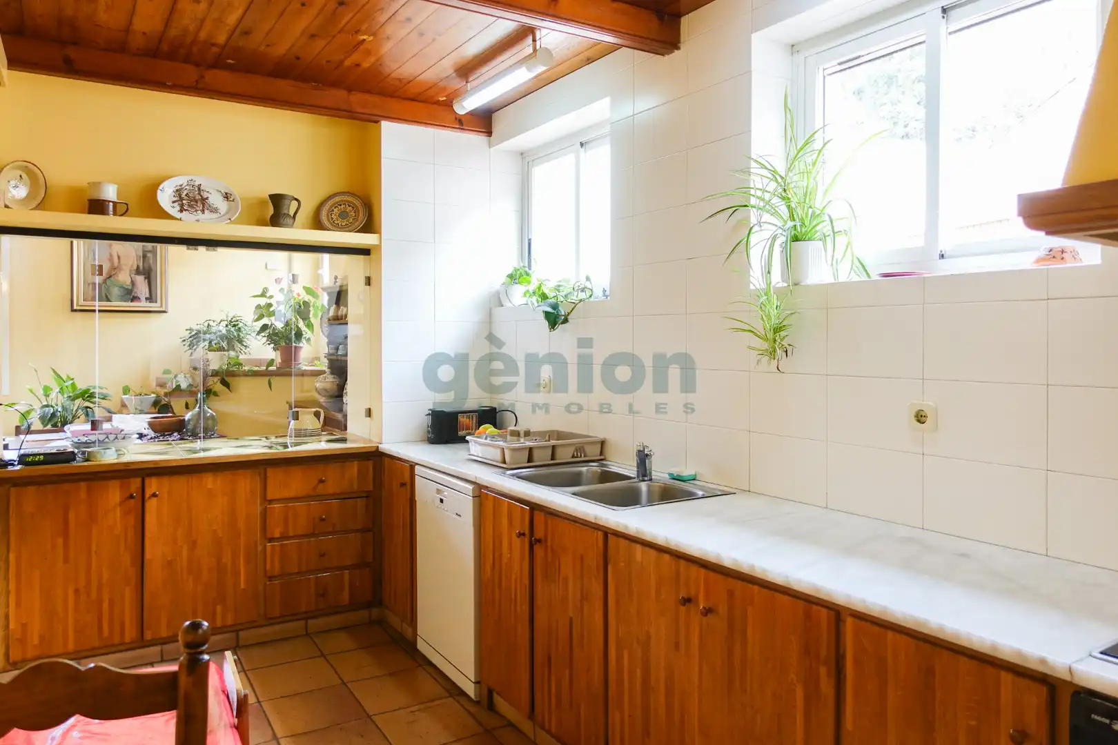 Nave industrial en venta en Sant Joan Les Fonts