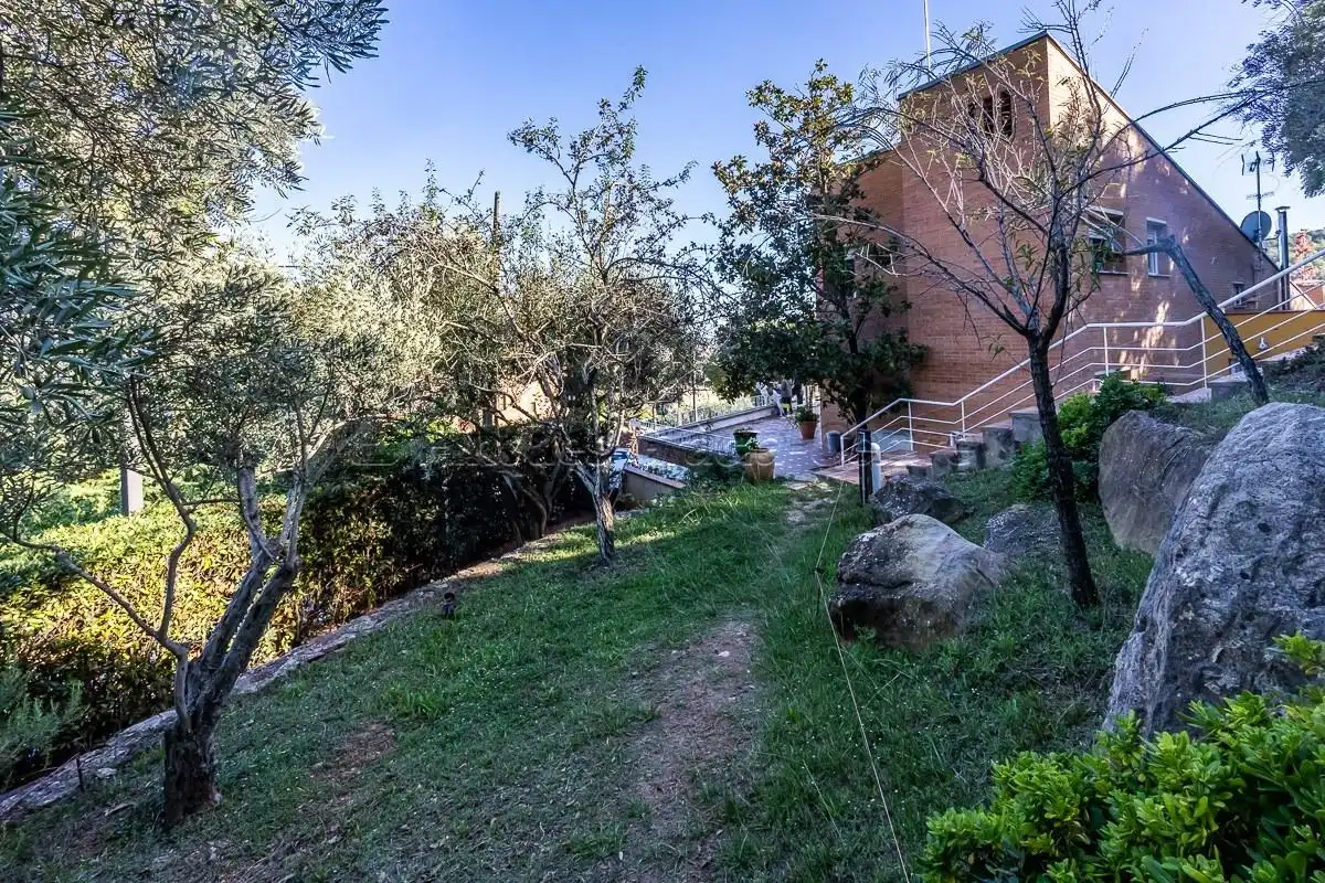Jardí de Casa o xalet en venda en Castellar del Vallès amb Calefacció, Jardí privat i Terrassa