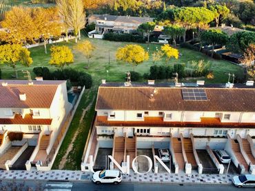 Casa a schiera con giardino in vendita a Castell d'Aro
