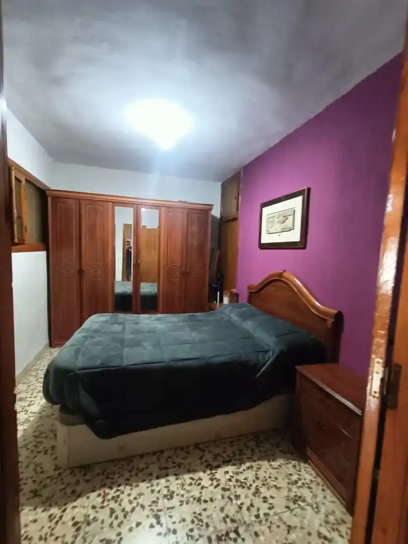 Habitación de Piso en venta en Baza con Amueblado y Balcón