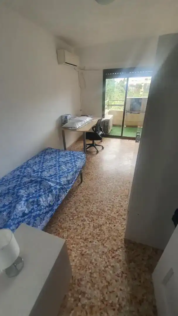 Dormitori de Pis en venda en Alzira amb Aire condicionat, Moblat i Forn