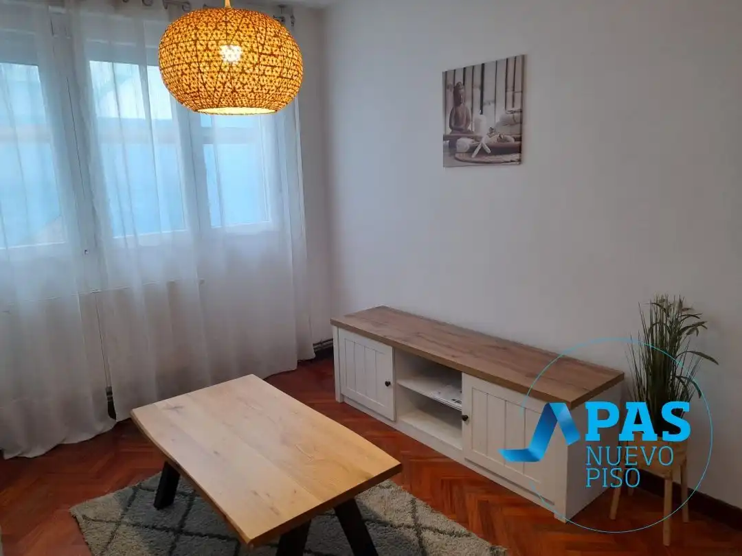 Living room of Flat for rent in Santander  with Heating and Furnished