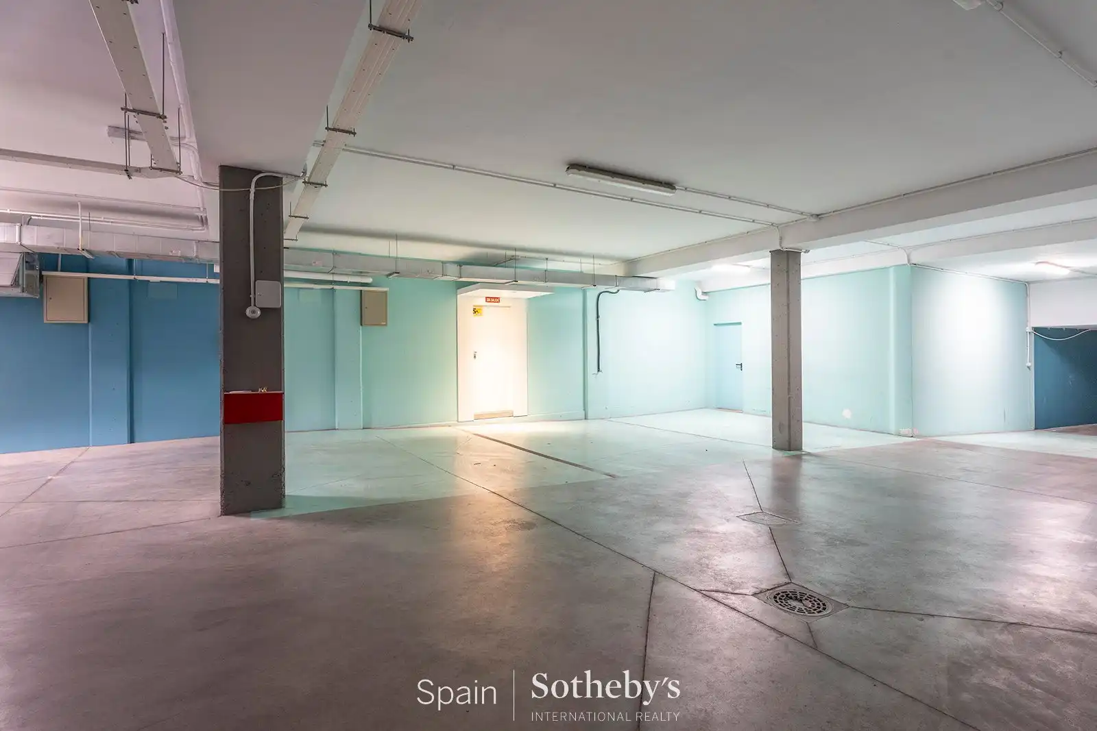 Casa adosada en venta en Madrid con Aire acondicionado, Calefacción y Jardín privado