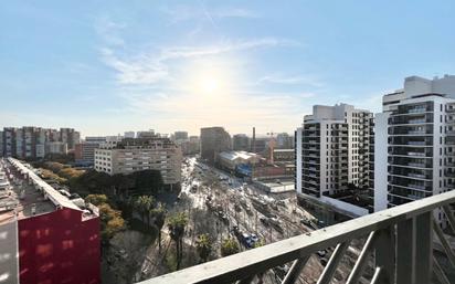 Vista exterior de Pis de lloguer en  Barcelona Capital amb Aire condicionat