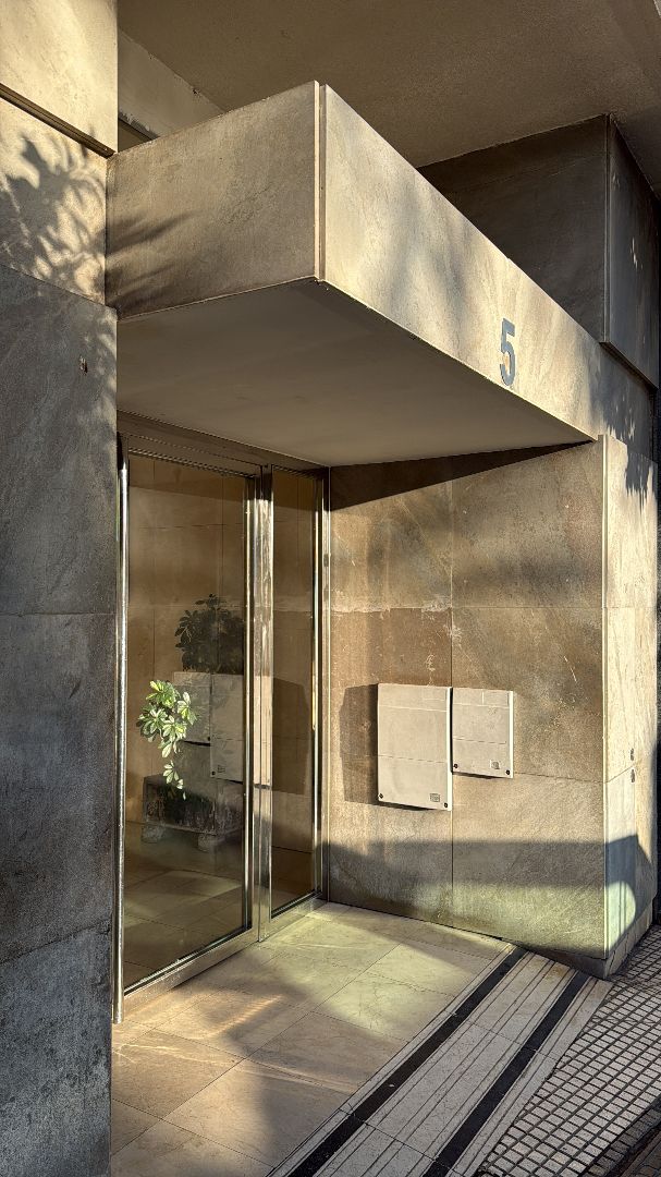 Vista exterior de Pis de lloguer en  Huelva Capital amb Aire condicionat, Parquet i Moblat