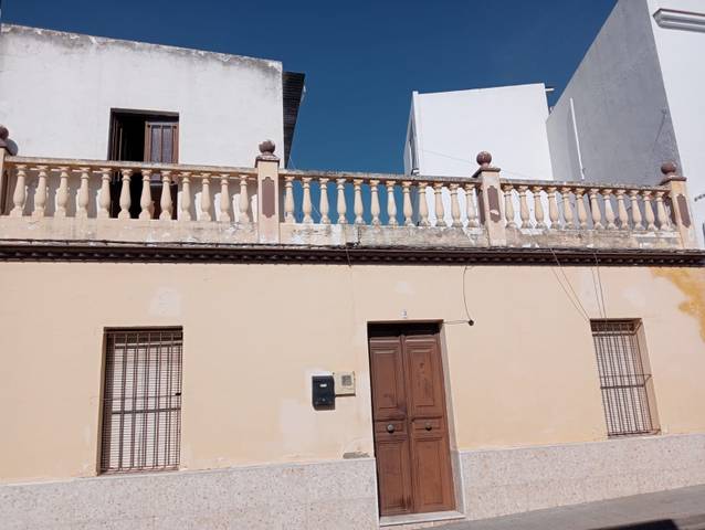 Casa-chalet en Venta en C/ Santiago  en Montellano