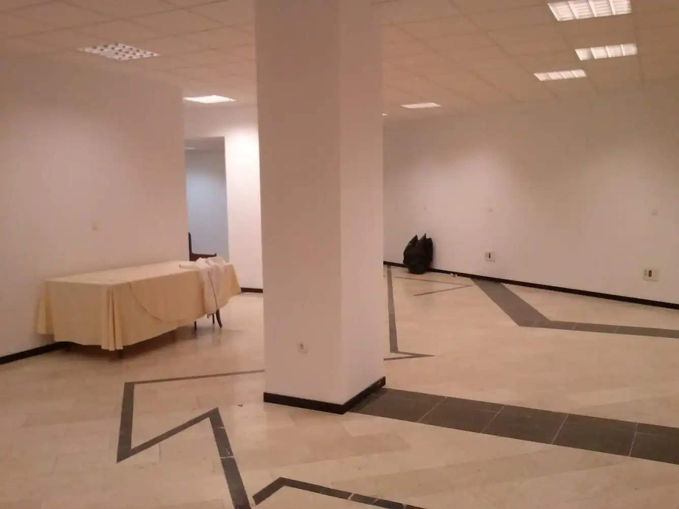 Local comercial de lloguer a Centro, imagen 8
