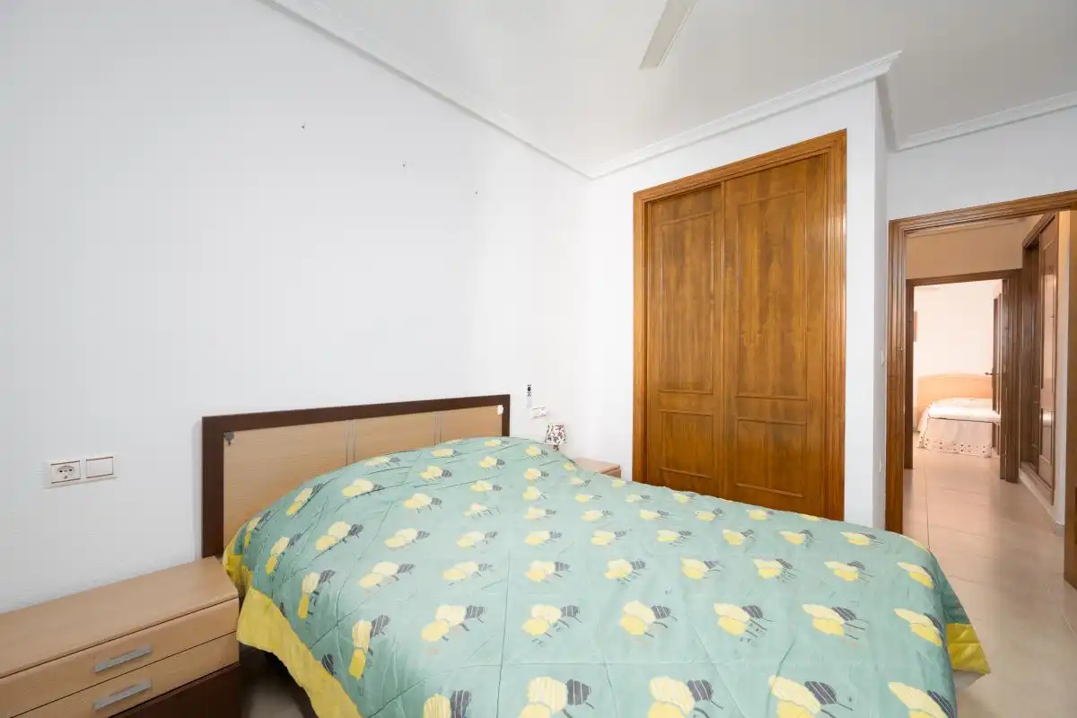 Habitación de Planta baja en venta en Orihuela con Aire acondicionado, Calefacción y Terraza